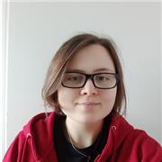 Etudiante qui propose de l'aide aux devoirs ainsi que du soutien scolaire primaire-collège (et lycée pour certaines matières)